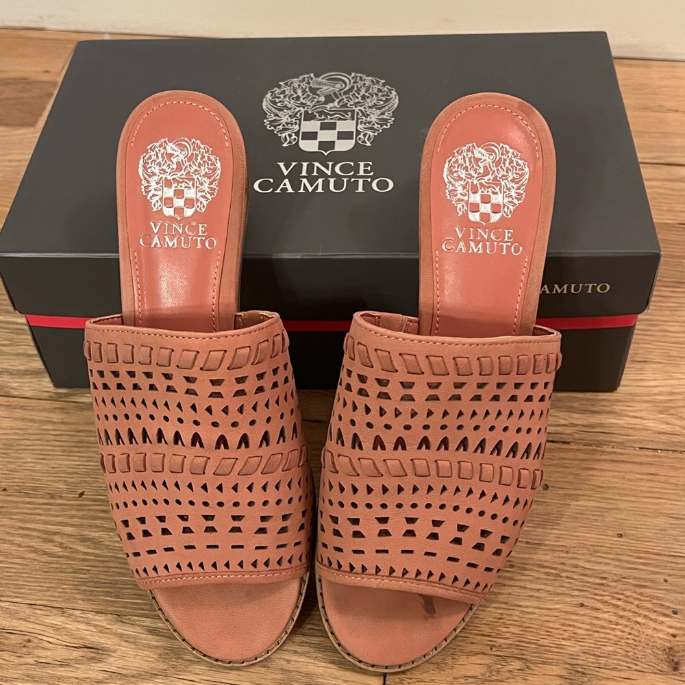 Vince Camuto Leather Wedge slide sandals-Rallema